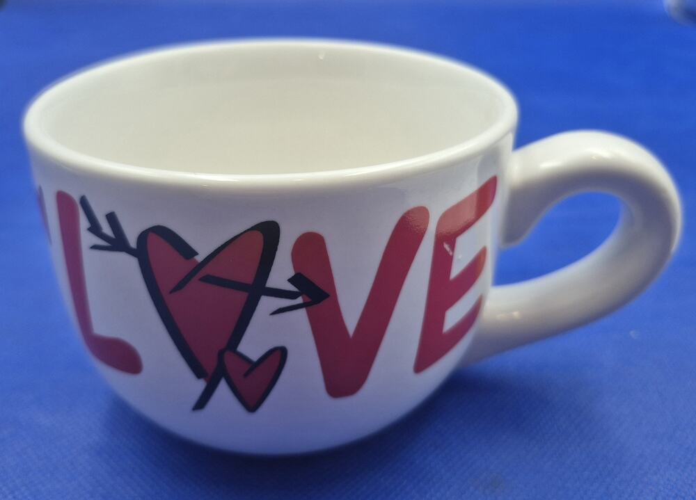 Love Mug Red Lettering Arrow Through Heart 16oz Ceramic 3" Tall